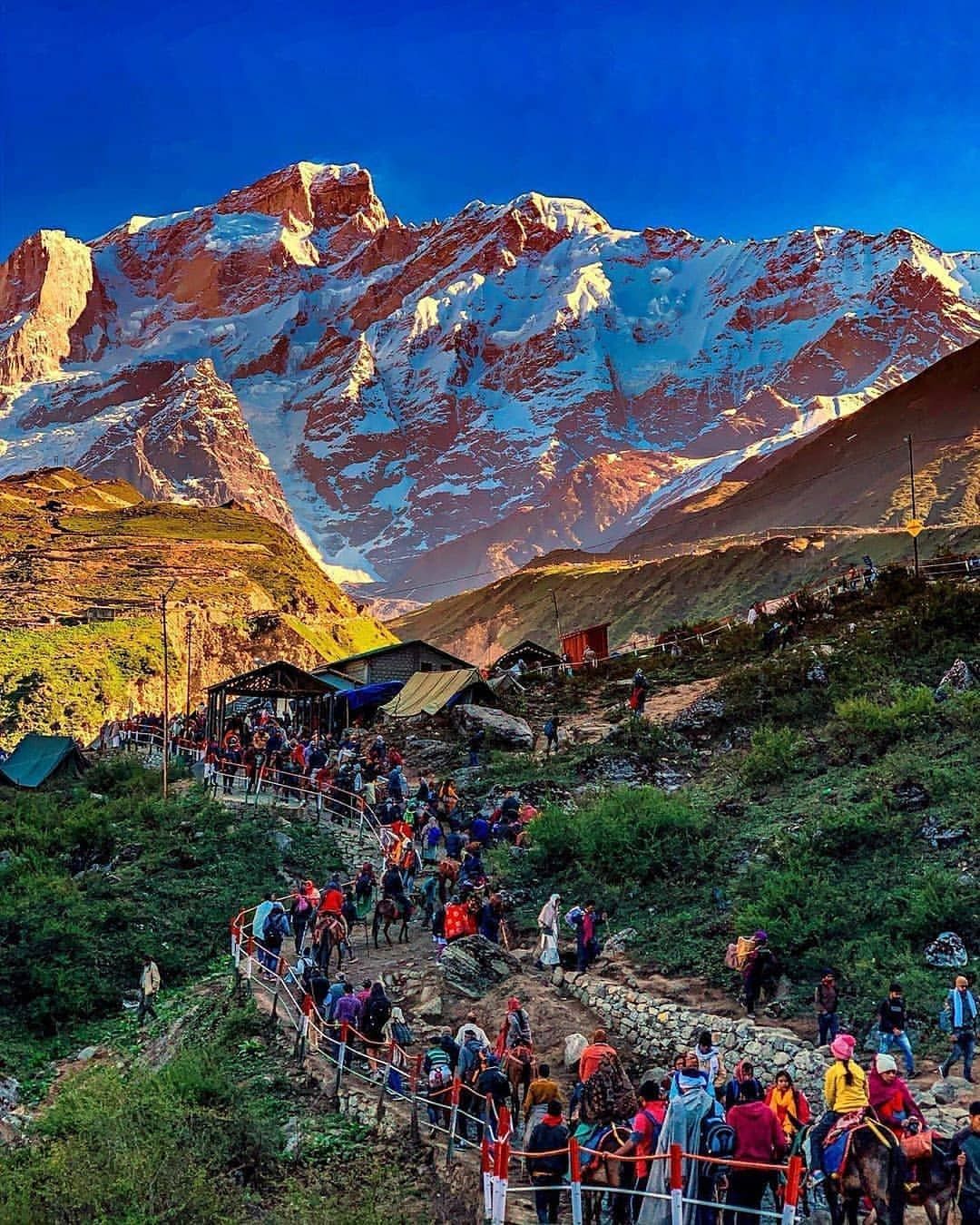 Ex Neelgarth  Pkg -1 NT SRINAGAR  + 1 NT SELF & 1 NT SRINAGAR (3N/4D PKG)