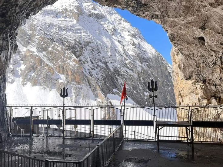 Ex Neelgarth Pkg -2 NT SONAMARG & 3 NT SRINAGAR (5N/6D PKG)